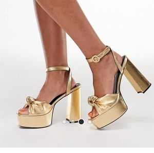 WIDE FIT GOLD PLATFORM HEEL